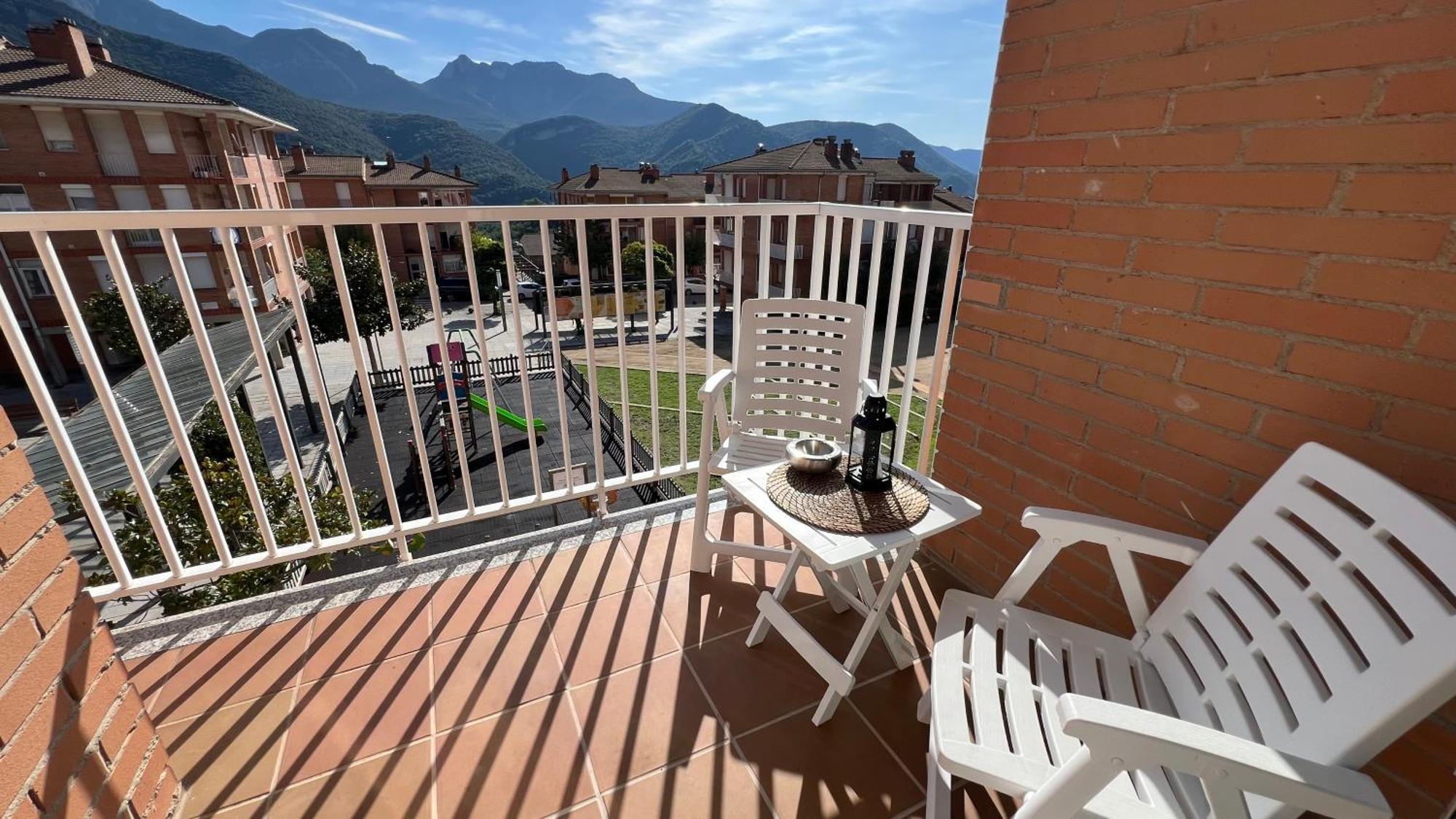 Apartament Reformat Al Bergueda 6P Sant Jordi de Cercs Экстерьер фото